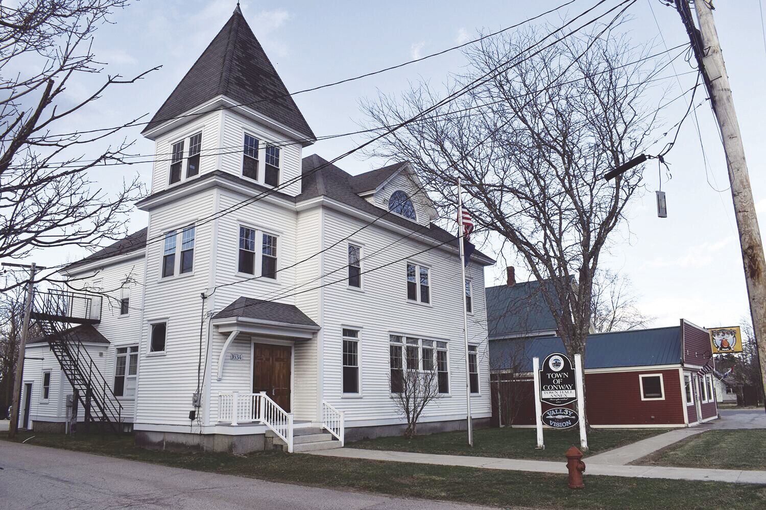 Town hall annex finally sold